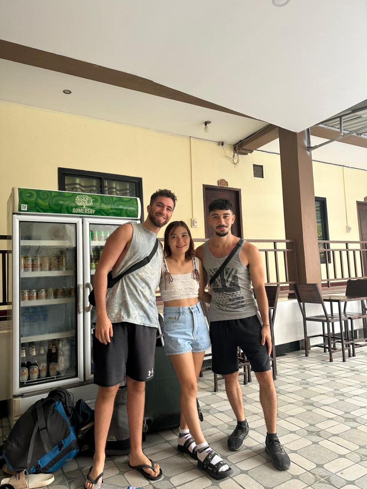 Vang Vieng Global Hostel المظهر الخارجي الصورة