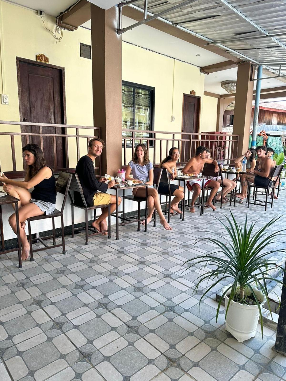 Vang Vieng Global Hostel المظهر الخارجي الصورة